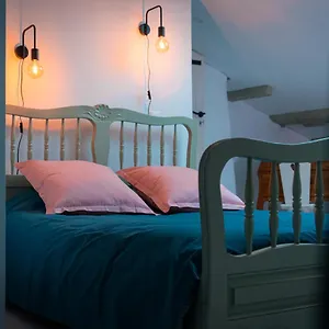 Bed & Breakfast Ce Petit Chemin, Cenves