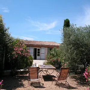 Le Mazet De La Dame Bed & Breakfast Barbentane
